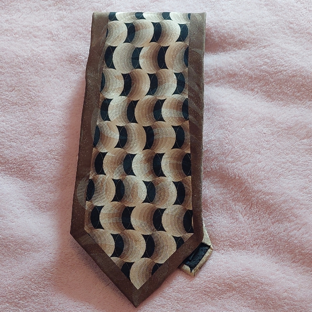 Retro Geometric Brown and Black Patterned Men's Tie 100% Silk
